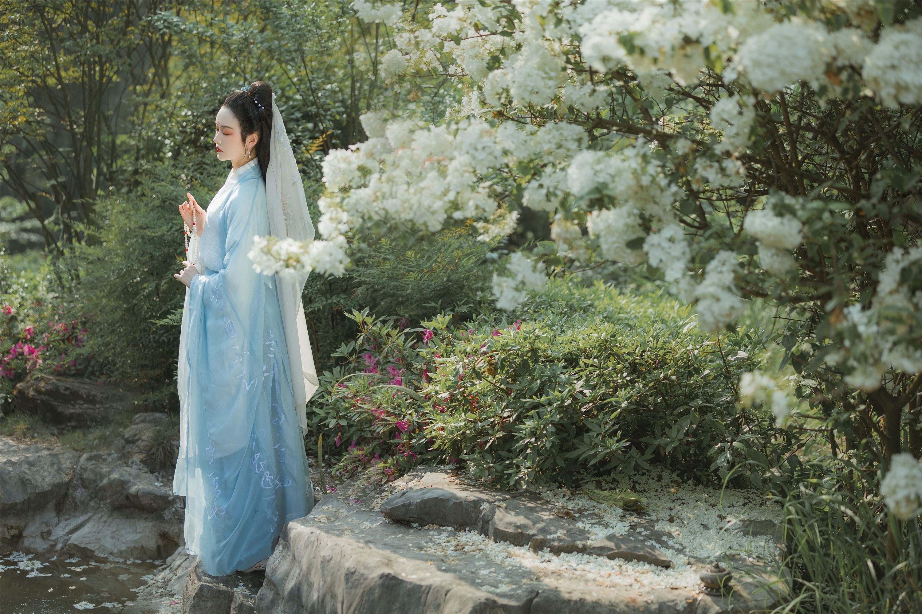 YITUYU艺图语 2021.08.17 隔世信 章鱼心